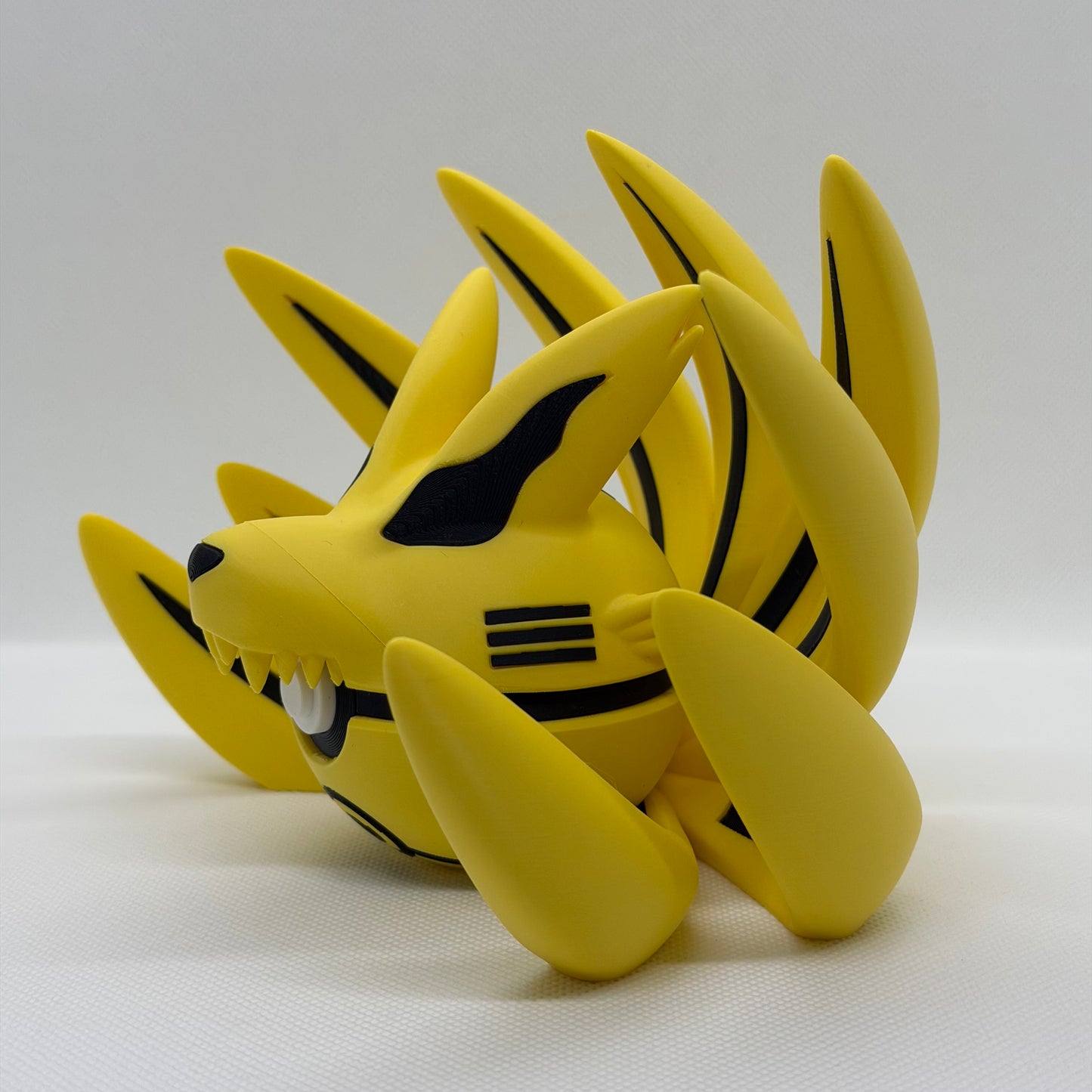 NinetailsBall – 3D Gedruckter Pokéball Clicker Ninetails Kurama Handgefertigt Schweiz | PRNT&more