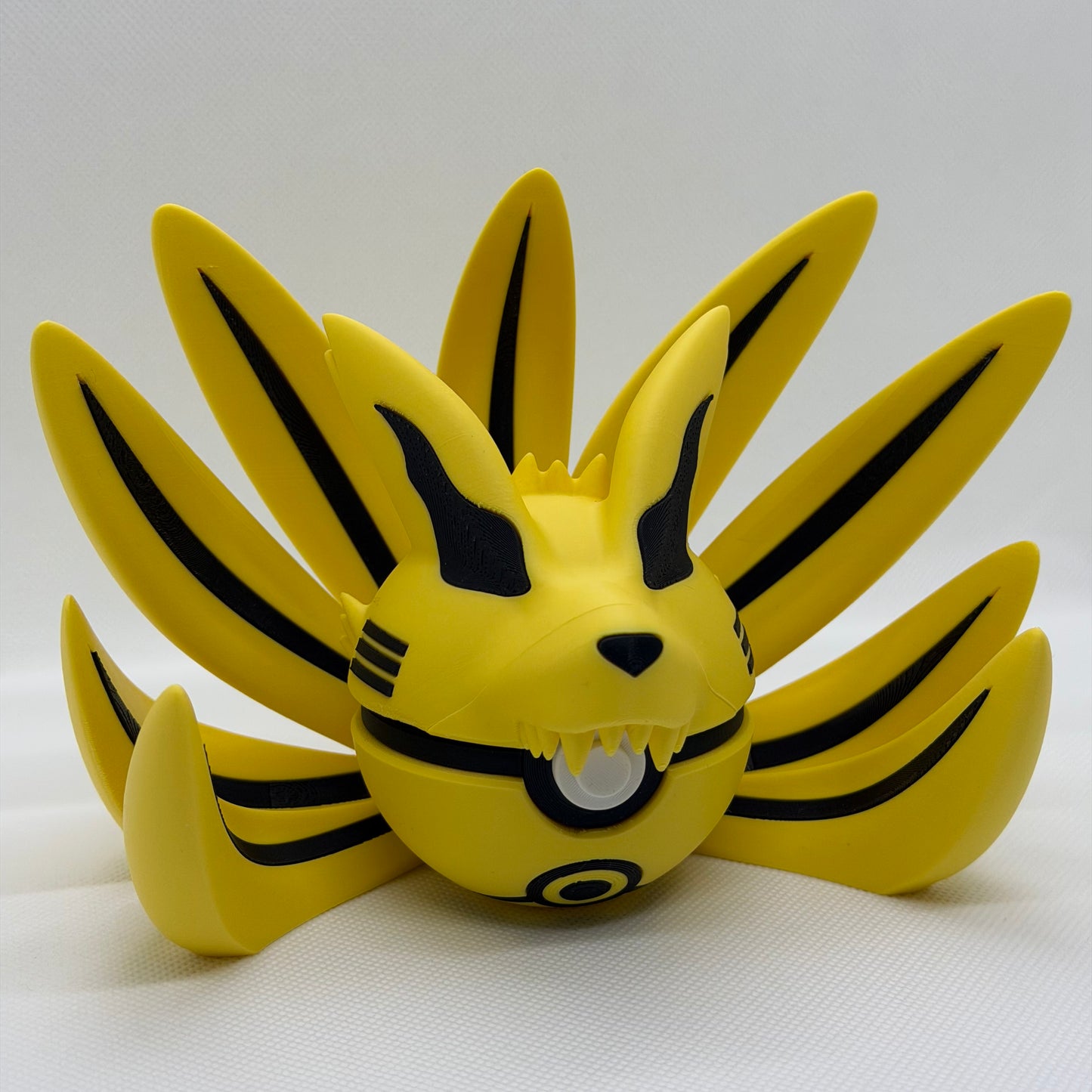 NinetailsBall – 3D Gedruckter Pokéball Clicker Ninetails Kurama Handgefertigt Schweiz | PRNT&more