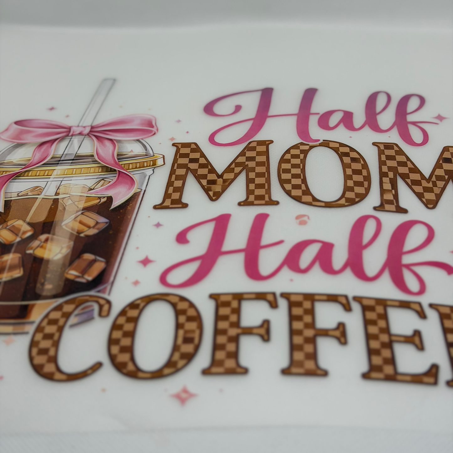 Mama Kaffee T-Shirt – Unisex, halb Mama, halb Kaffee | PRNT&more