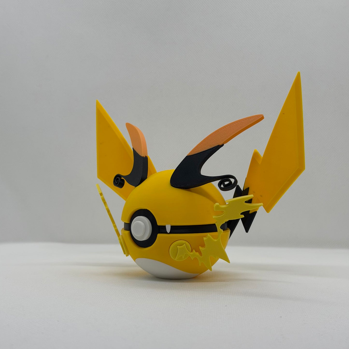 MegaRaichuBall – 3D Gedruckter Pokéball Clicker Mega Raichu X Handgefertigt Schweiz | PRNT&more